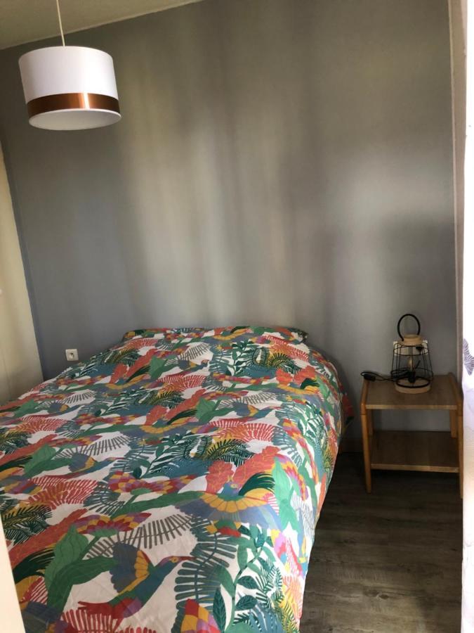 Cottage 4 Personnes Dans Domaine Prive Signy-le-Petit Exteriör bild